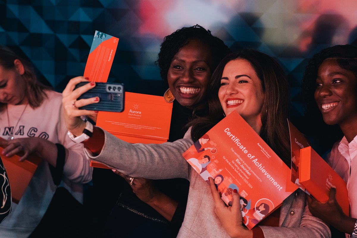 Abre la convocatoria para el Premio Aurora Tech 2024, que amplía el apoyo a las mujeres innovadoras en tecnología