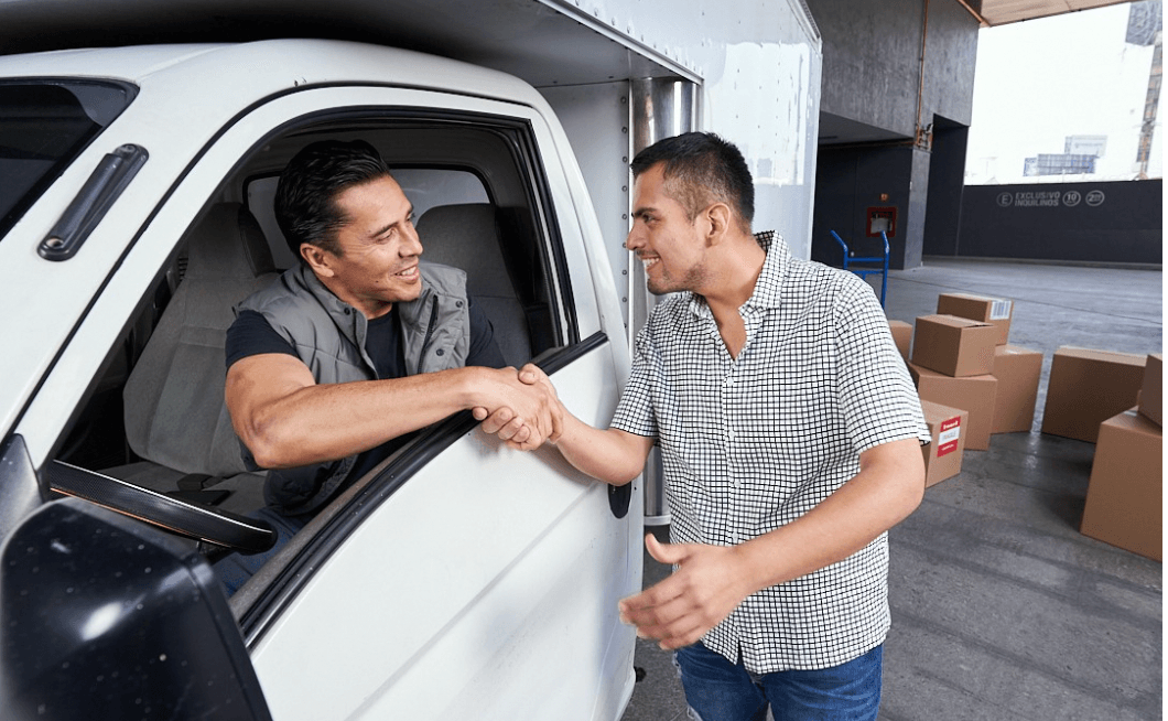 Aumento de 30% nas entregas B2B marca expansão do mercado de delivery no Brasil, em 2024