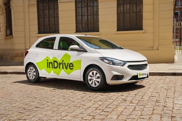 La primera semana del torneo internacional de fútbol impulsó 50% más solicitudes de viajes urbanos en Lima, según inDrive